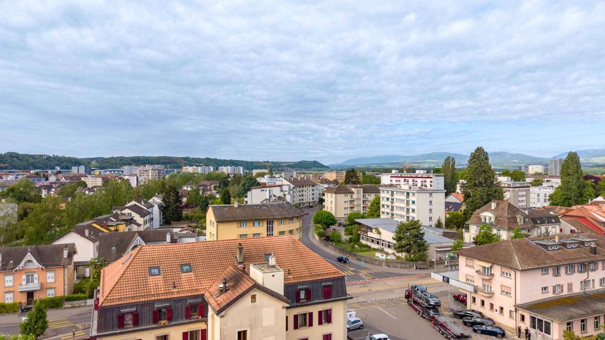 Bureaux exceptionnels dans une tour privative avec vue à 360°