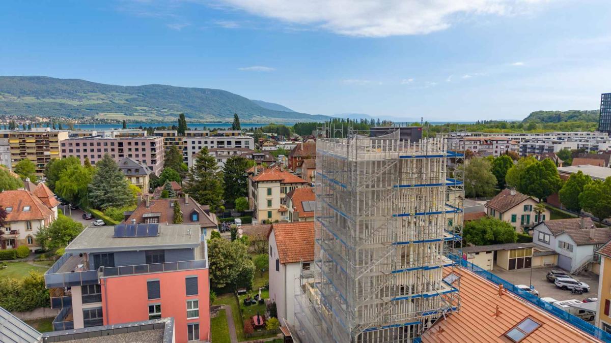 Bureaux exceptionnels dans une tour privative avec vue à 360°