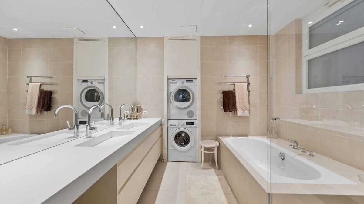 Magnifique appartement de 4.5 pièces avec grande terrasse de 140 m²