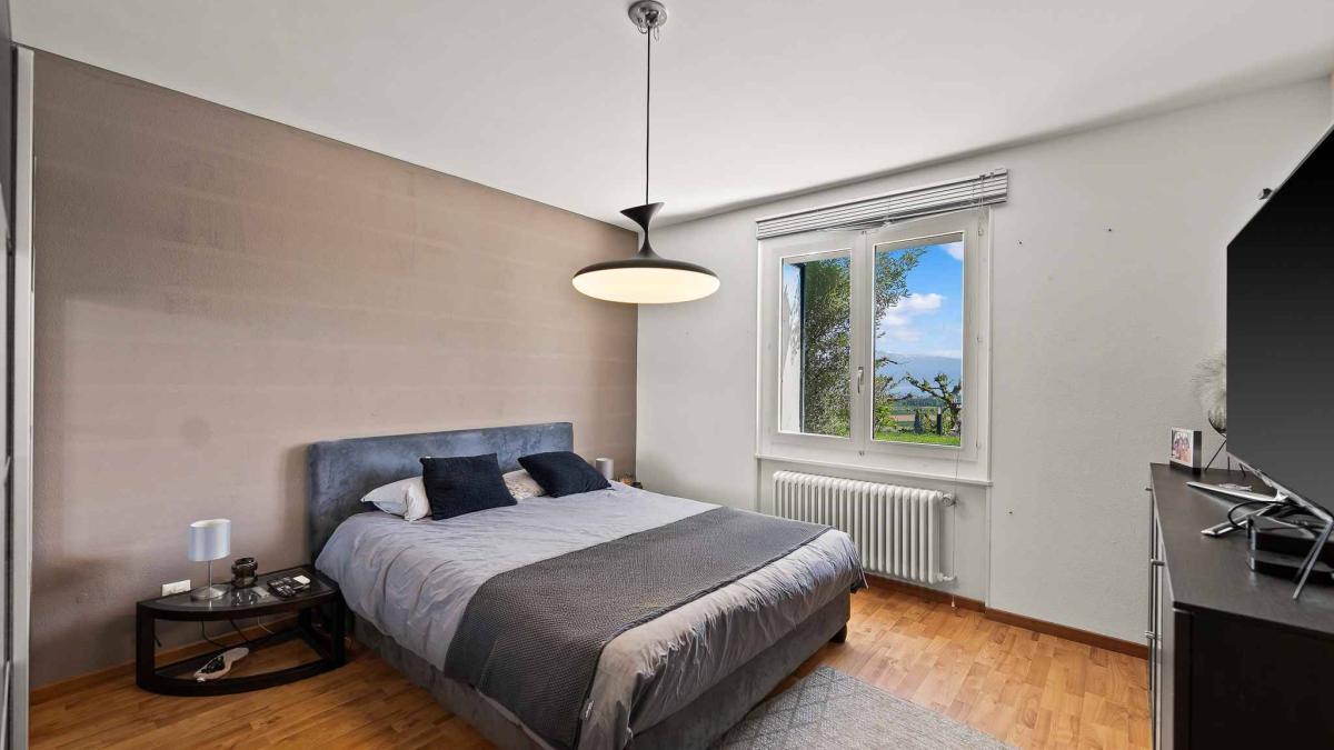Exceptionnelle villa avec piscine et vue panoramique sur le lac 
