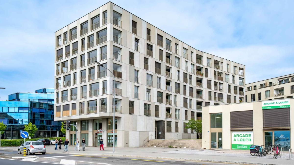 Bel appartement avec vue sur le lac et les montagnes 