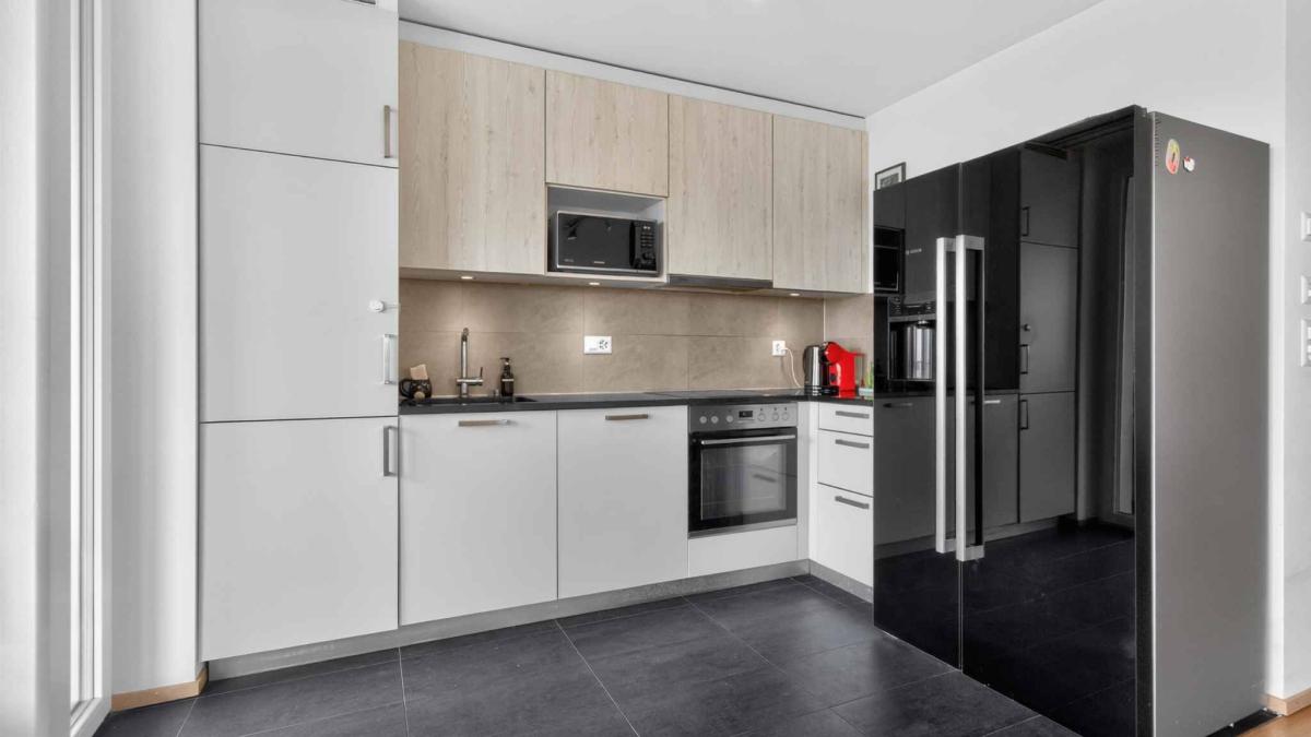 Bel appartement avec vue sur le lac et les montagnes 