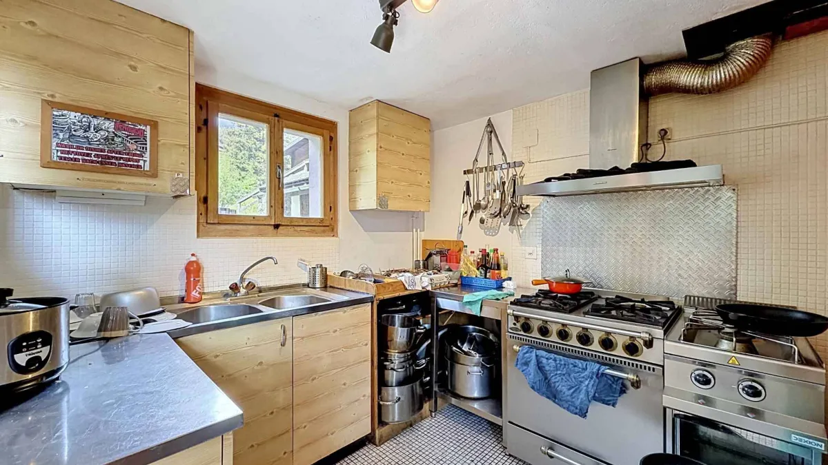 Authentique chalet de montagne avec vaste capacité d’hébergement