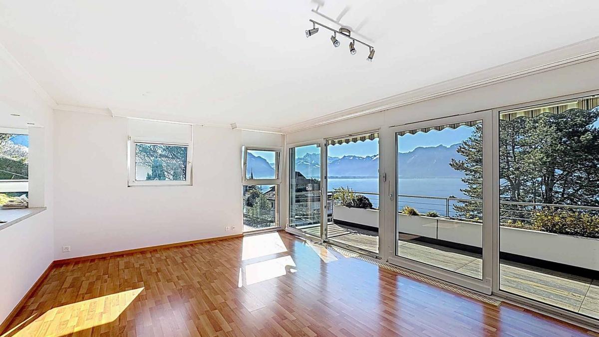 Superbe 3.5 pièces face au Lac avec grand balcon