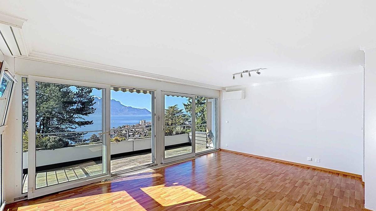 Superbe 3.5 pièces face au Lac avec grand balcon
