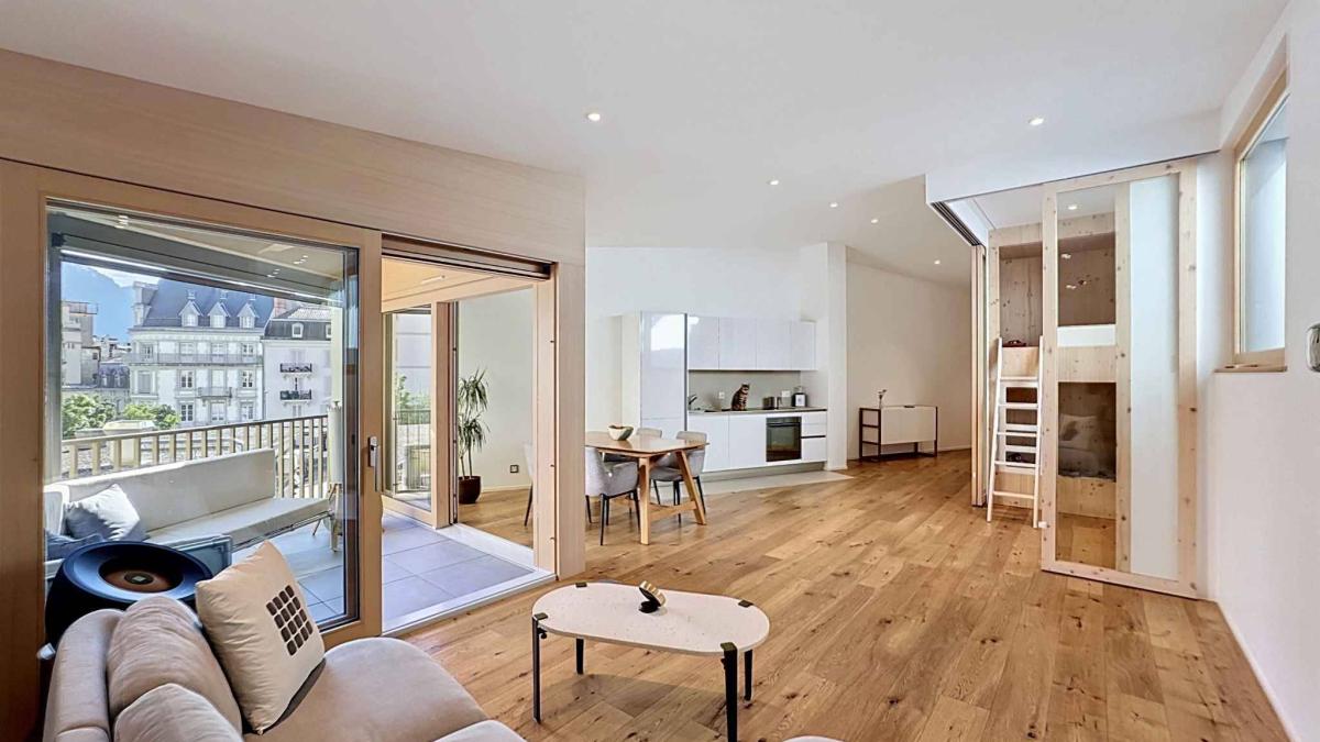 2.5 pièces Style Loft avec Loggia - Ultra Centré