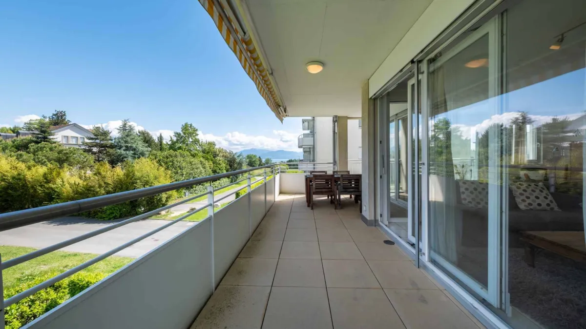 Appartement de 4.5 pièces situé à cinq minutes à pieds du bord du lac 