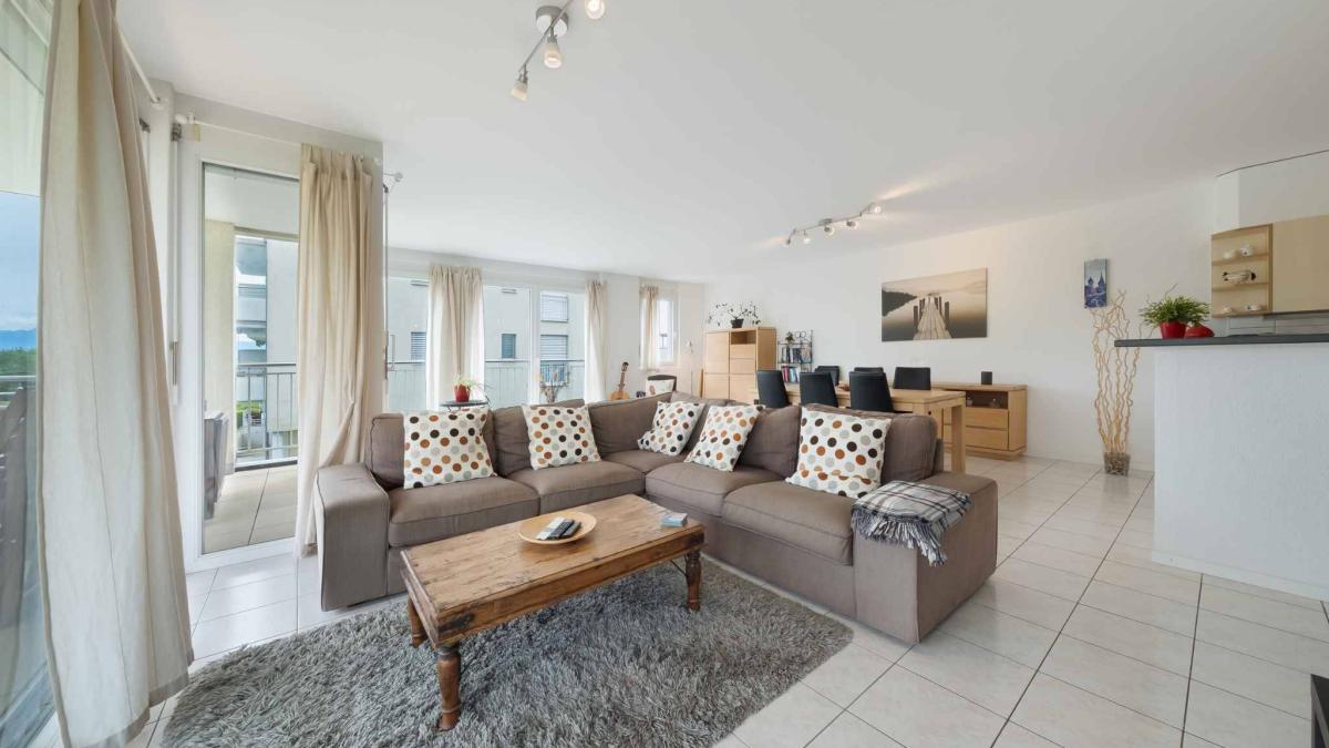 Appartement de 4.5 pièces situé à cinq minutes à pieds du bord du lac 