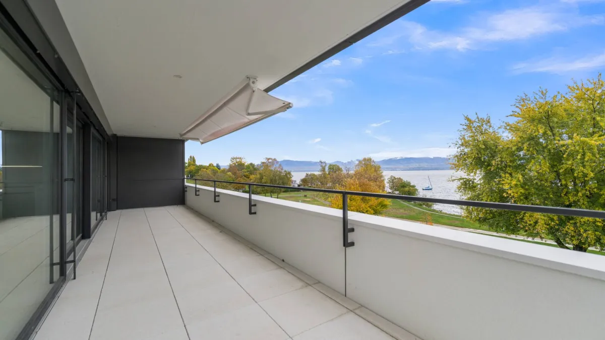 Appartement neuf de standing - 4.5 pièces en angle avec balcon de 76m² - Vue lac