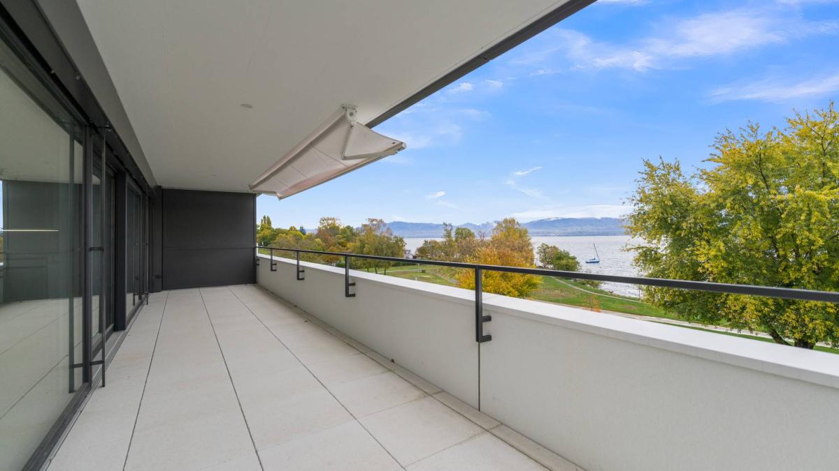Appartement neuf de standing - 4.5 pièces en angle avec balcon de 76m² - Vue lac