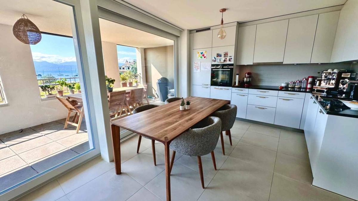 Appartement exclusif à Morges avec vue panoramique sur le lac 