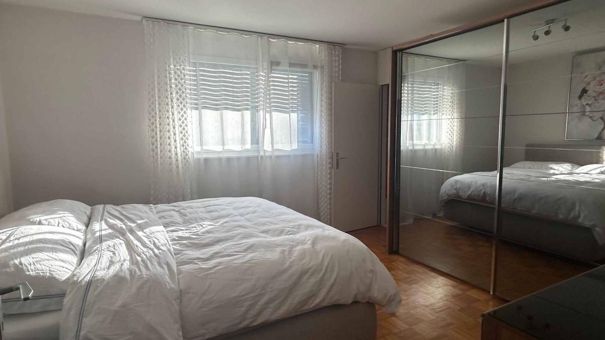 Magnifique appartement de 4.5 pcs au 2ème étage avec vue sur le lac 