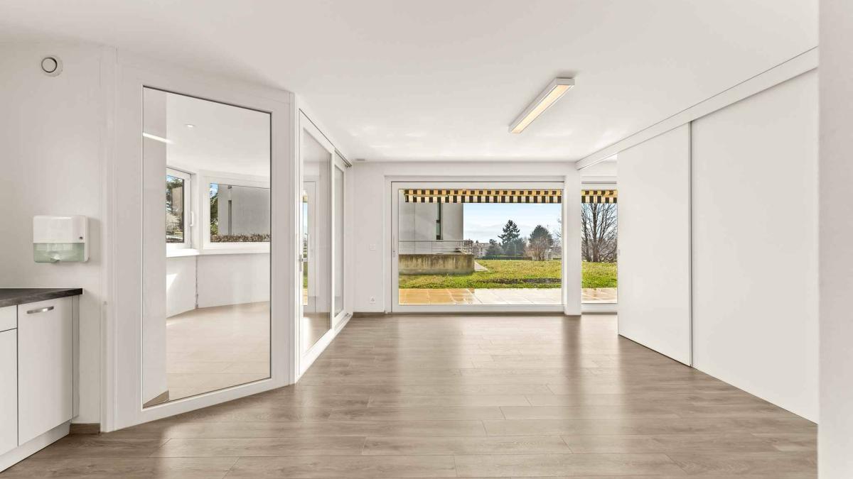 Surface commerciale d’exception avec jardin 