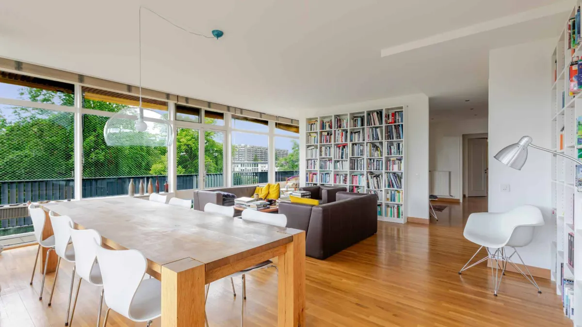 APPARTEMENT LUMINEUX DE 4 PIÈCES