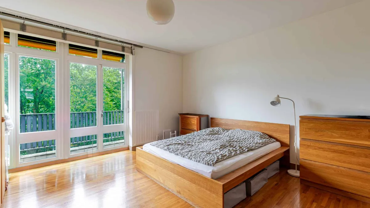 APPARTEMENT LUMINEUX DE 4 PIÈCES