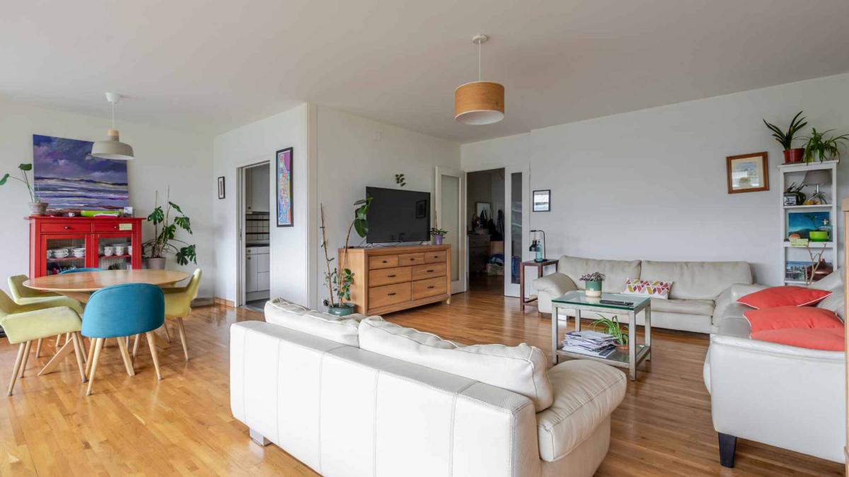 APPARTEMENT SPACIEUX DE 5 PIÈCES