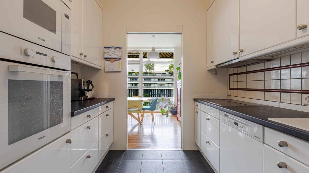 APPARTEMENT SPACIEUX DE 5 PIÈCES