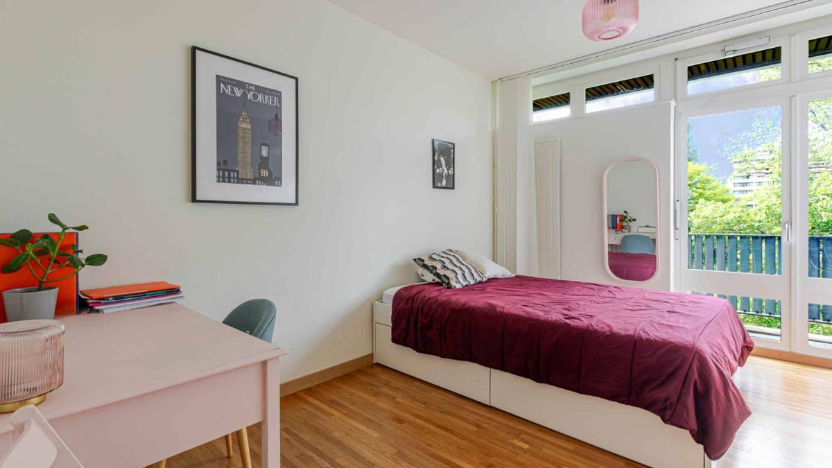 APPARTEMENT SPACIEUX DE 5 PIÈCES