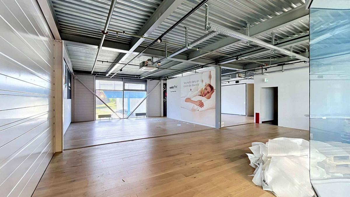 Environ 765m2 pour créer votre futur buisness - Industrielle 11