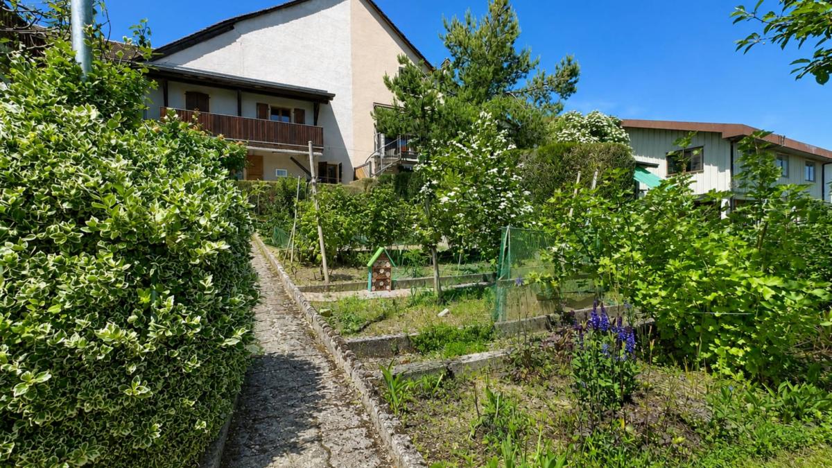 Maison de 6.5 pièces avec potentiel de construction