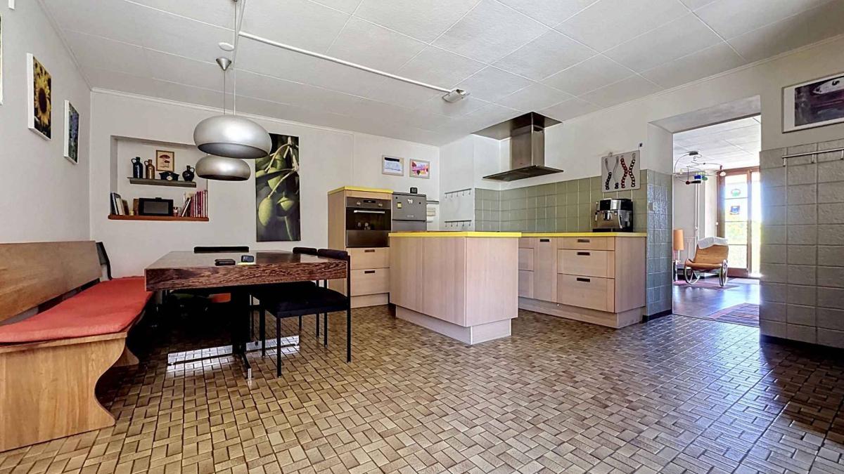 Maison de 6.5 pièces avec potentiel de construction