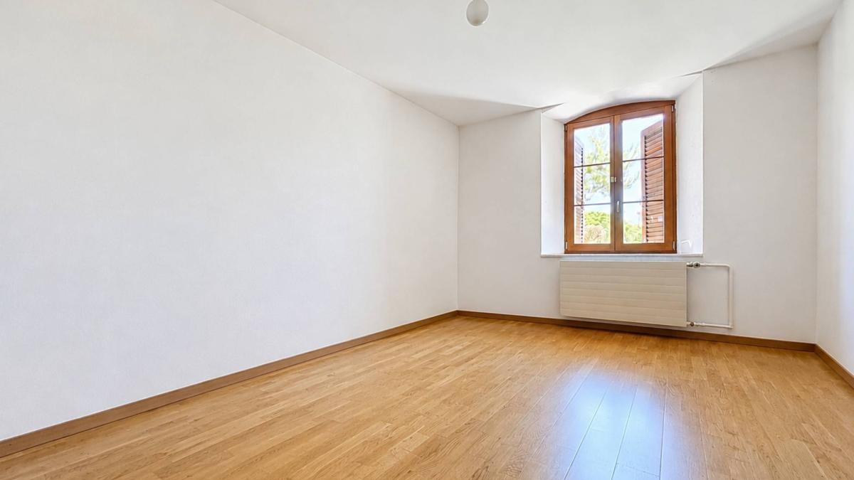 Maison de 6.5 pièces avec potentiel de construction