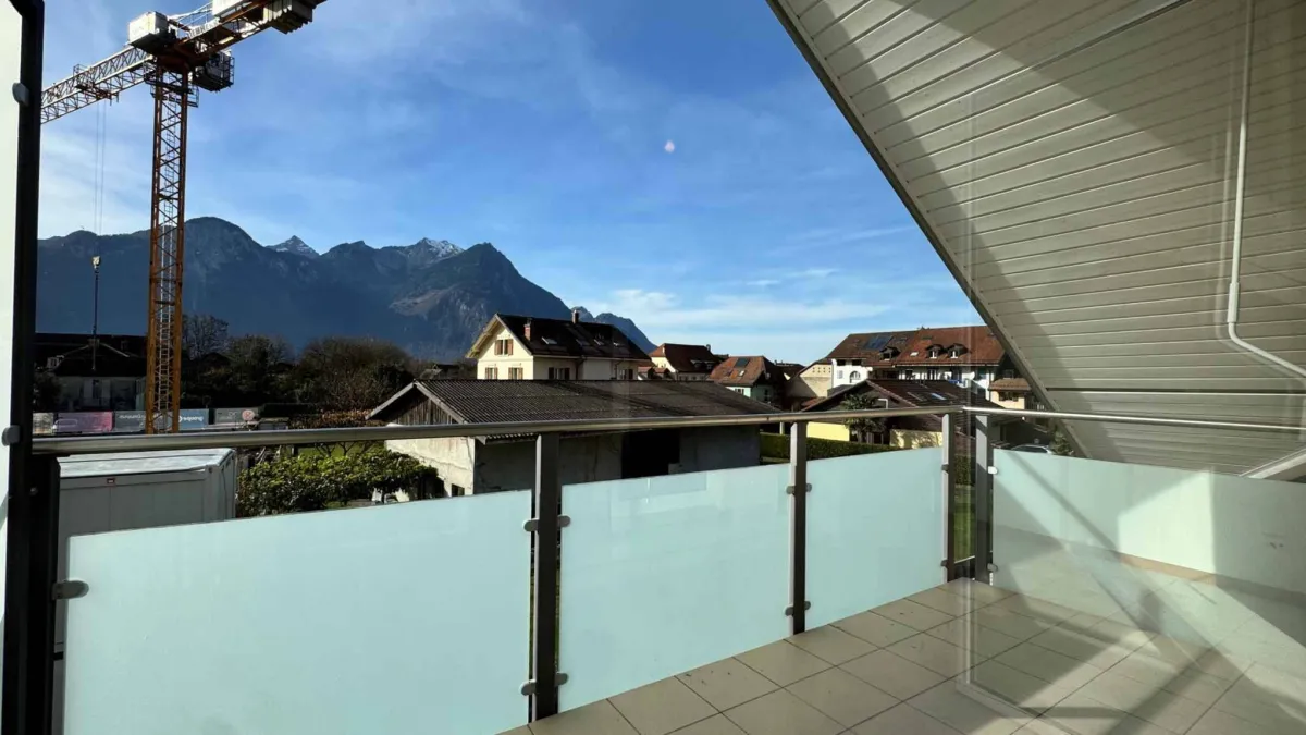 Bel attique de 4,5 pièces avec grande mezzanine