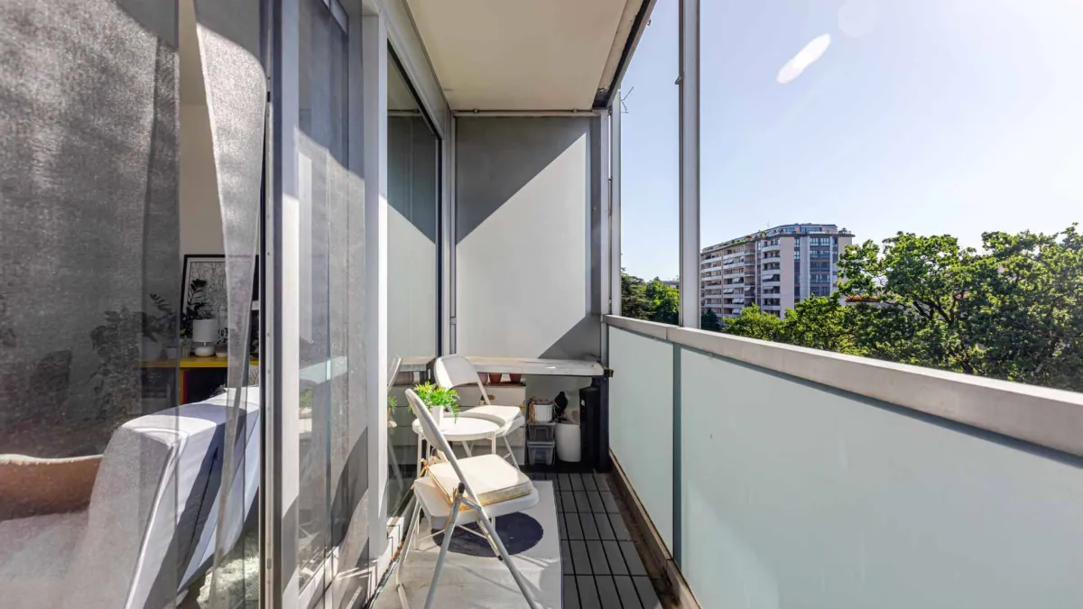 VENDU - Studio au 7 ème étage avec balcon et vue Salève