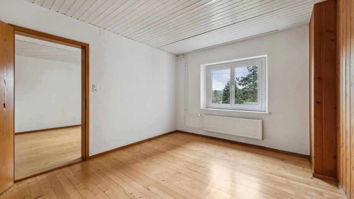 Immeuble à vendre à Lamboing