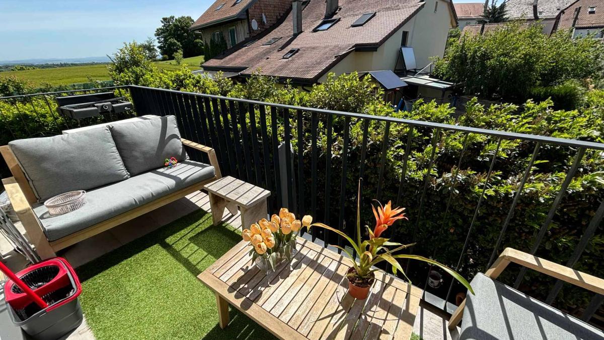 Super appartement avec balcon 