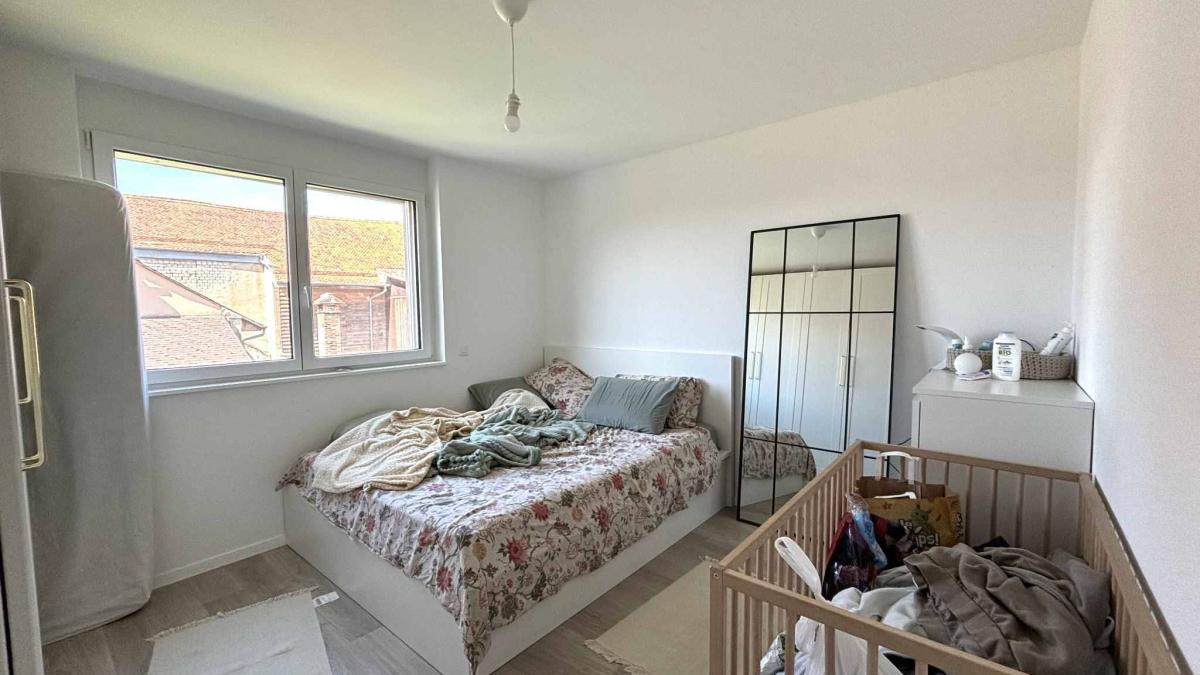 Super appartement avec balcon 