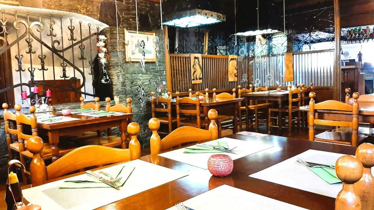 Un restaurant historique ! Une âme !  530 m²