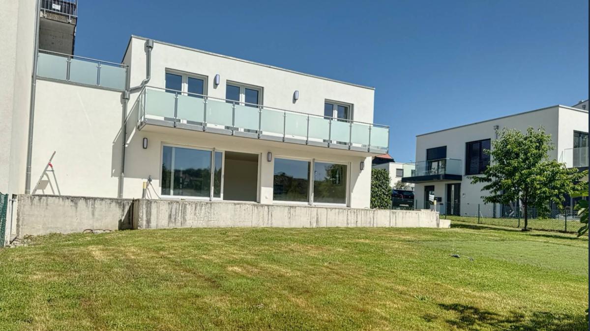 Villa de 5.5 pièces avec terrasse et jardin