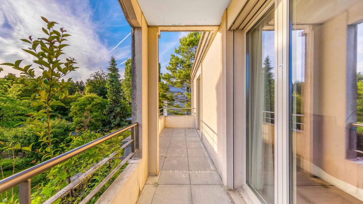 Exclusivité : Splendide appartement de 156 m² avec vue sur le lac