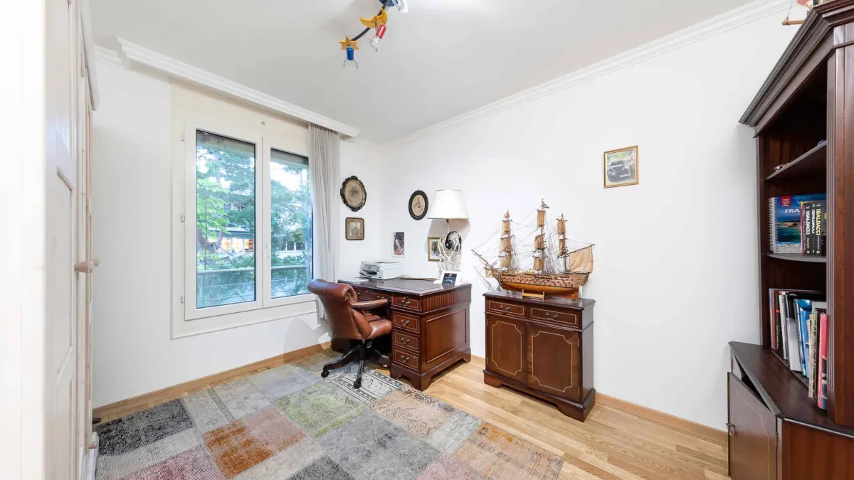 Exclusivité : Splendide appartement de 156 m² avec vue sur le lac 