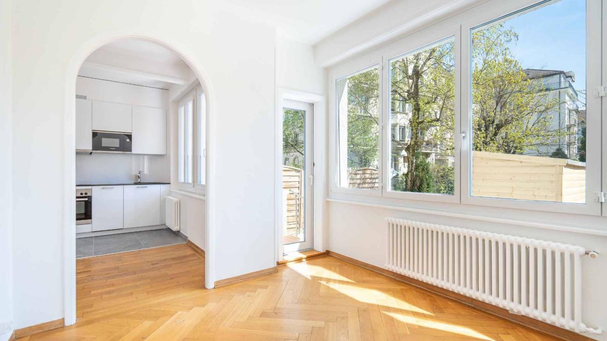 Magnifique studio rénové avec grande terrasse à Lausanne !