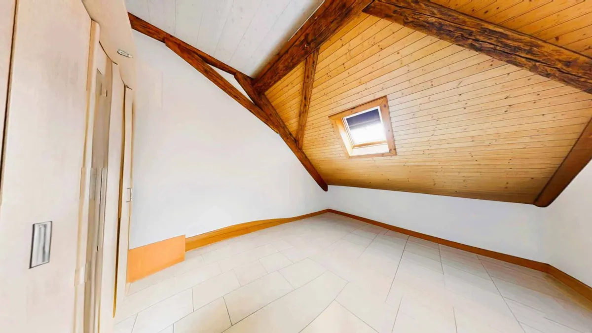 Spacieux appartement 5 pièces avec terrasse panoramique 