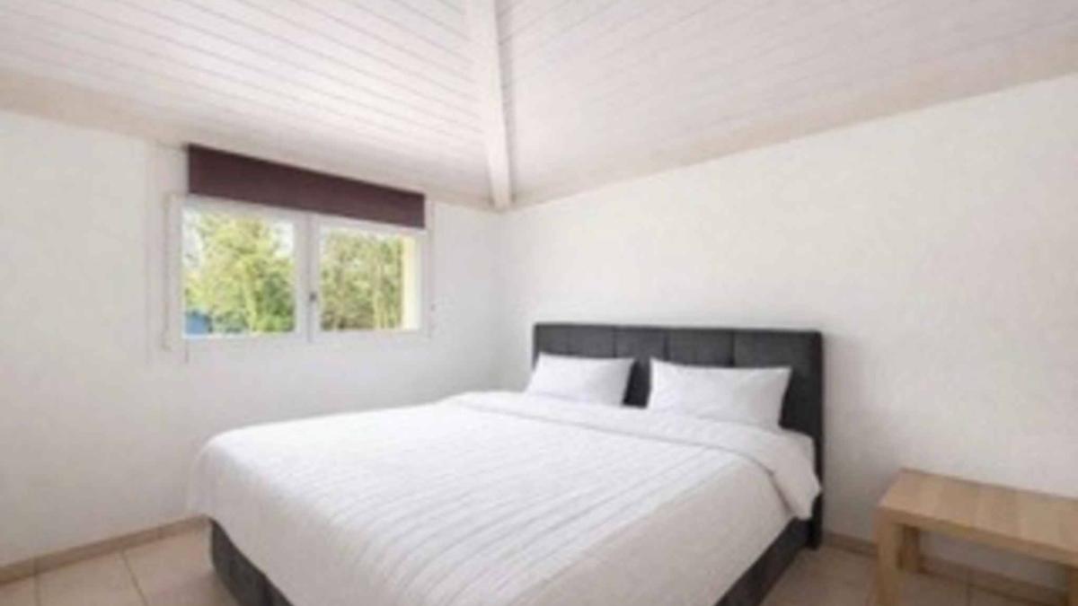 VILLA 5.5 PIECES - 520m2 JARDIN