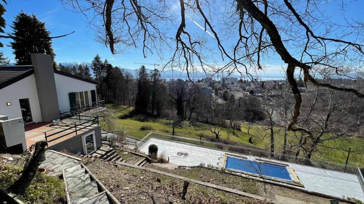 Magnifique villa avec piscine à Epalinges