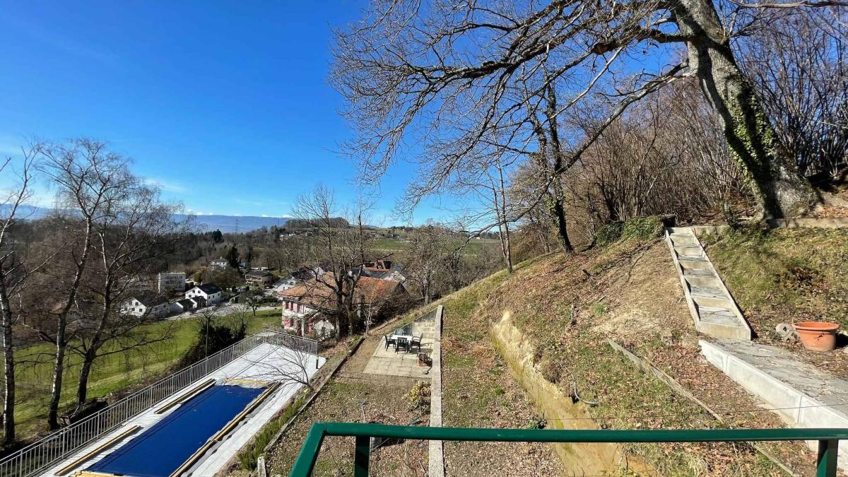 Magnifique villa avec piscine à Epalinges