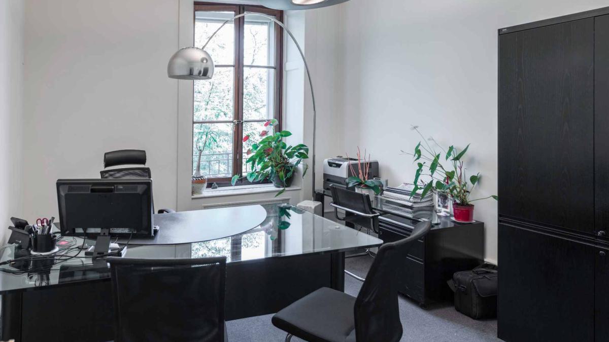 SPLENDIDE SURFACE DE BUREAUX DANS UN QUARTIER PRESTIGIEUX