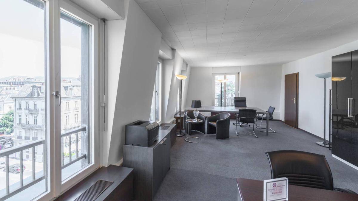 SPLENDIDE SURFACE DE BUREAUX DANS UN QUARTIER PRESTIGIEUX