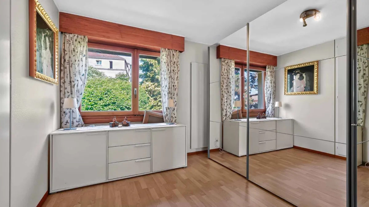 Spacieux appartement de 4.5 pièces situé dans un environnement privilégié
