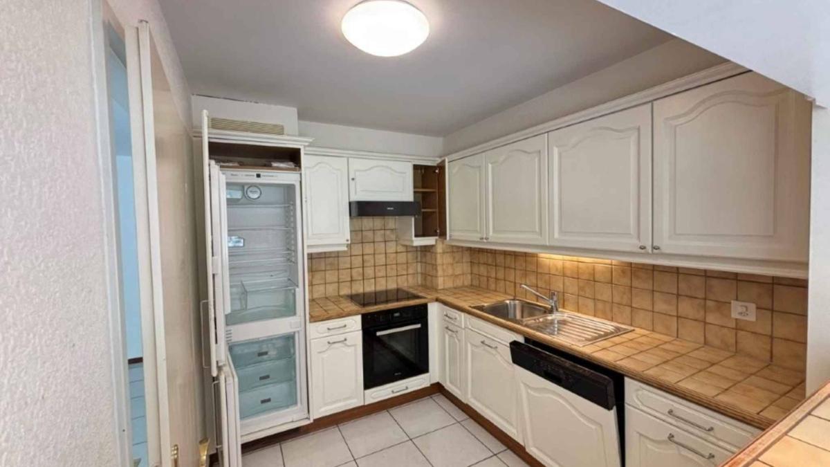Spacieux appartement de 3,5 pièces dans un quartier prisé de la ville !