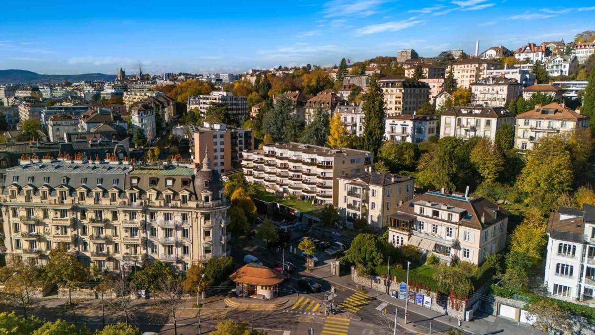 Bel appartement de 2,5 pièces avec balcon exposé plein sud.