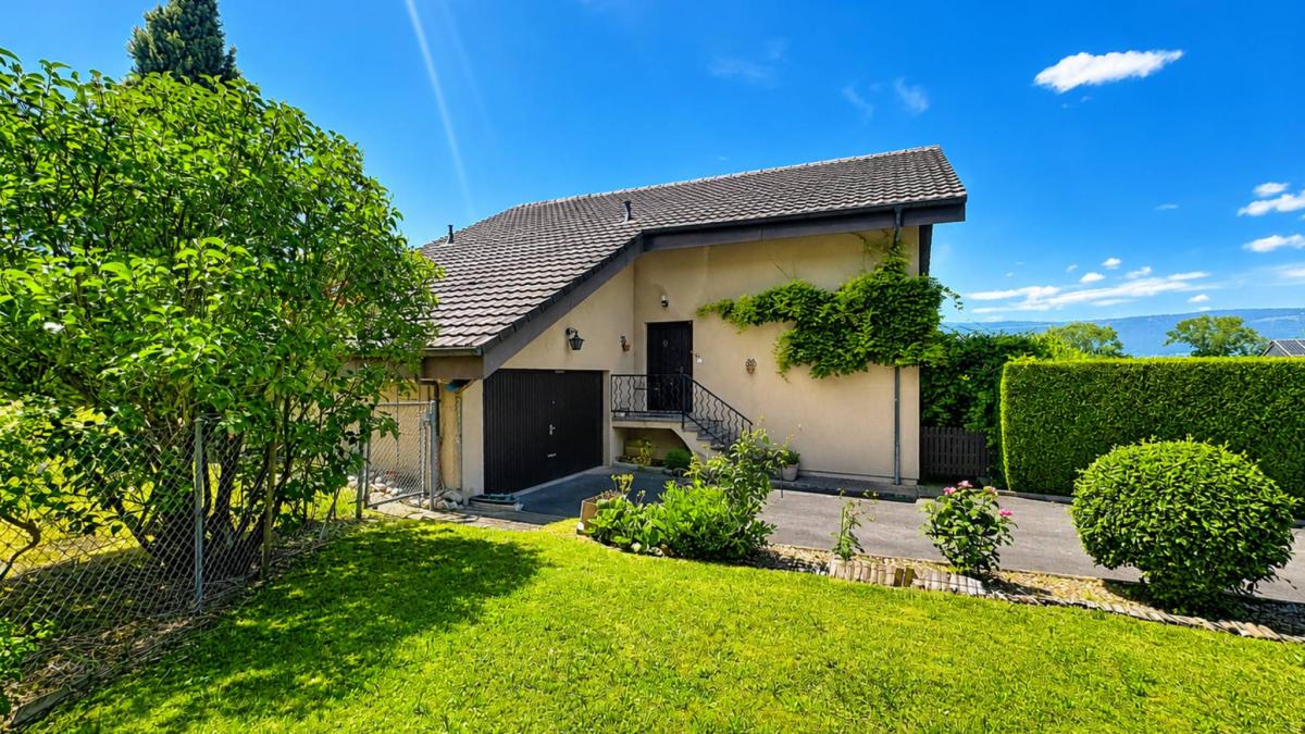 Villa de 6.5 pièces avec studio indépendant 