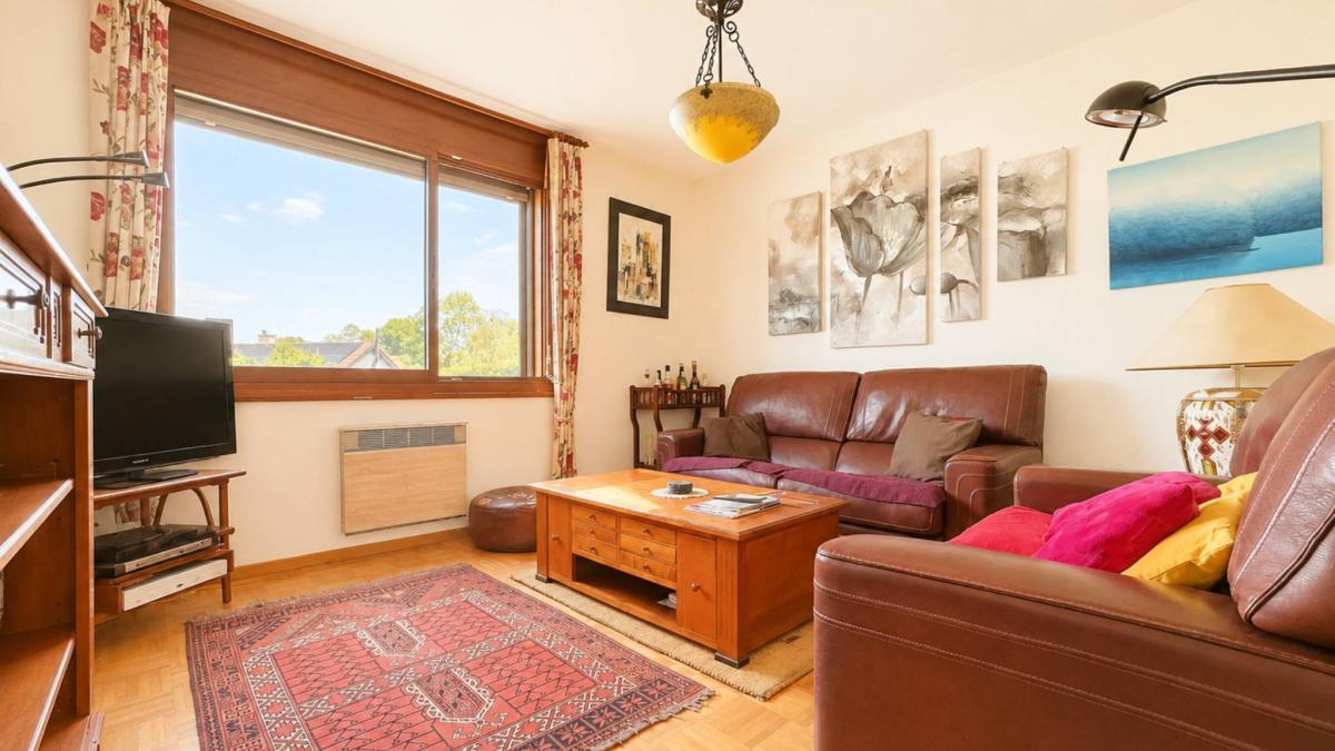 Villa de 6.5 pièces avec studio indépendant 