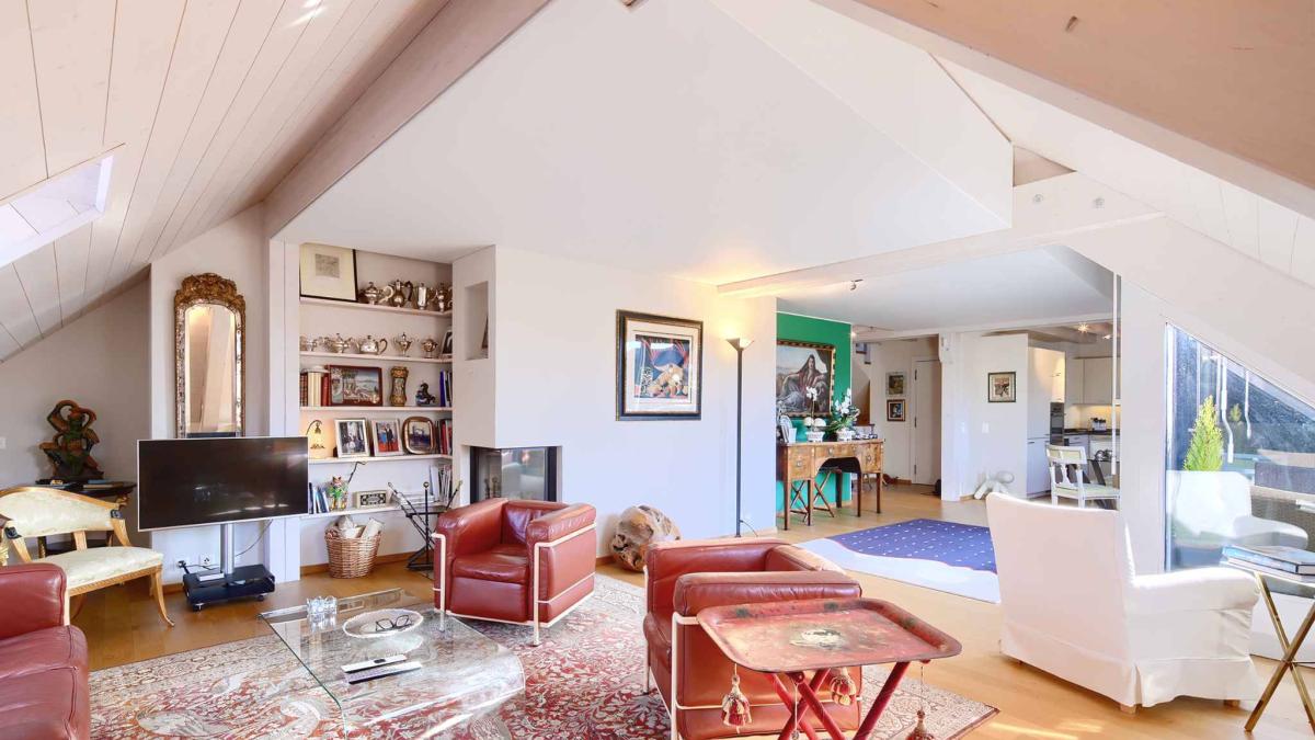 Magnifique appartement duplex de 5.5 pièces en attique