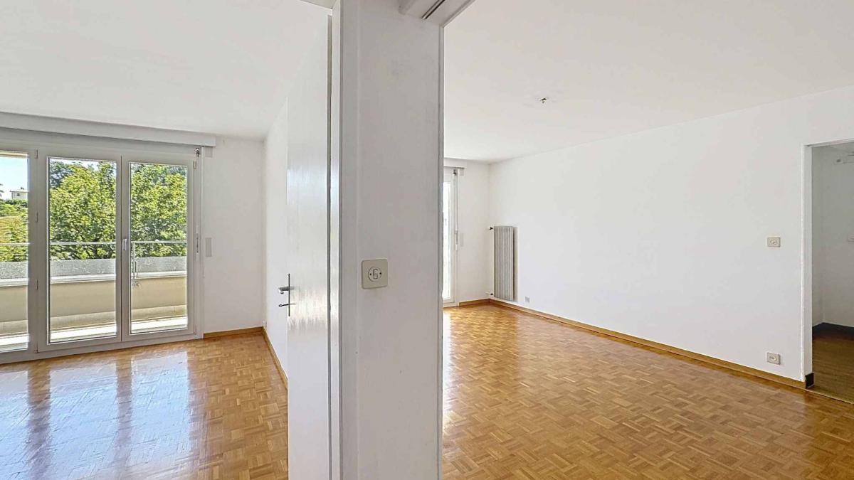 Lumineux 3.5 pièces de 77.5  m2 + grand balcon 17.5 m2