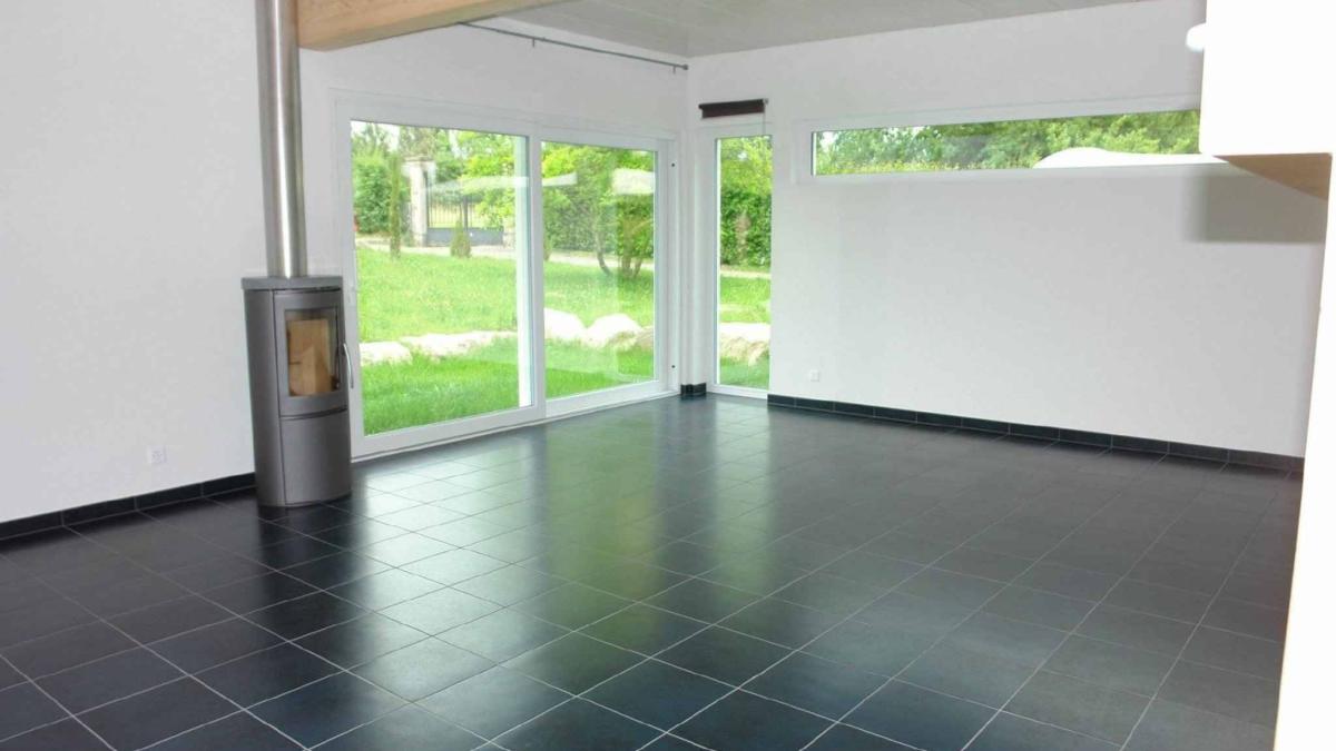 Villa jumelle moderne de 5.5 pièces